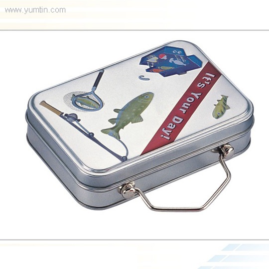 Fish food tin